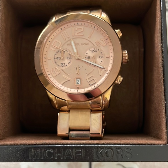 Rose gold Michael Kors watch main image 5